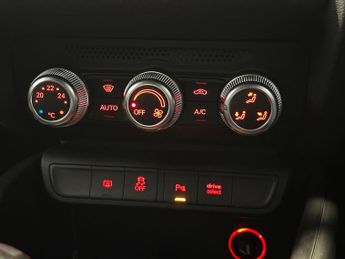 Audi A1 1.4 TFSI S line Sportback 5dr Petrol S Tronic Euro 6 (s/s) (125 