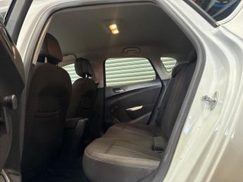 Vauxhall Astra 2.0 CDTi SRi VX Line Auto Euro 5 5dr