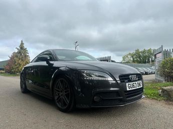 Audi TT 2.0 TDI Black Edition quattro Euro 5 3dr