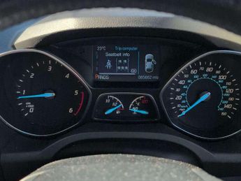 Ford Kuga 2.0 TDCi Zetec Powershift AWD Euro 5 5dr