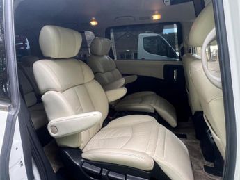 Nissan Elgrand 250 2.5 V6 Autec Rider 7S 5DR Auto E52