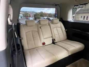 Nissan Elgrand 250 2.5 V6 Autec Rider 7S 5DR Auto E52
