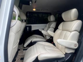 Nissan Elgrand 250 2.5 V6 Autec Rider 7S 5DR Auto E52