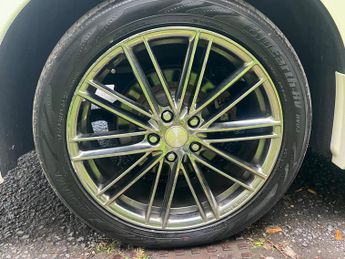 Nissan Elgrand 250 2.5 V6 Autec Rider 7S 5DR Auto E52