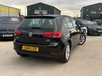 Volkswagen Golf 1.6 TDI BlueMotion Tech SE DSG Euro 5 (s/s) 5dr
