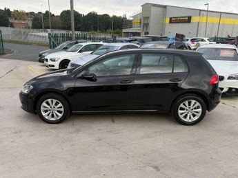 Volkswagen Golf 1.6 TDI BlueMotion Tech SE DSG Euro 5 (s/s) 5dr