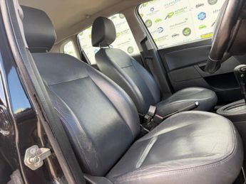 Ford Fiesta 1.6 Ghia 5dr