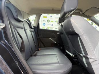 Ford Fiesta 1.6 Ghia 5dr