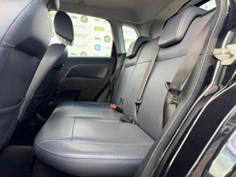 Ford Fiesta 1.6 Ghia 5dr