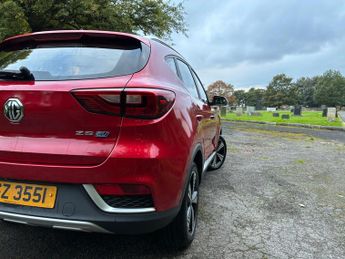 MG MG ZS 44.5kWh Exclusive Auto 5dr
