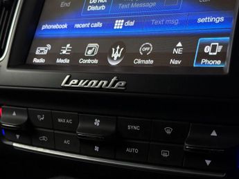 Maserati Levante 3.0D V6 SUV 5dr Diesel ZF 4WD Euro 6 (s/s) (275 ps)
