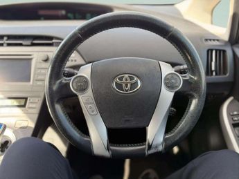 Toyota Prius 1.8 VVT-h T Spirit CVT Euro 5 (s/s) 5dr