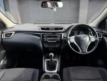 Nissan Qashqai 1.2 DIG-T Acenta 2WD Euro 5 (s/s) 5dr