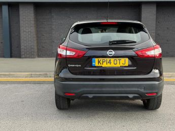 Nissan Qashqai 1.2 DIG-T Acenta 2WD Euro 5 (s/s) 5dr
