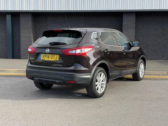 Nissan Qashqai 1.2 DIG-T Acenta 2WD Euro 5 (s/s) 5dr