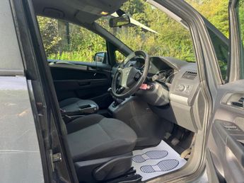 Vauxhall Zafira 1.6 16V Exclusiv Euro 5 5dr