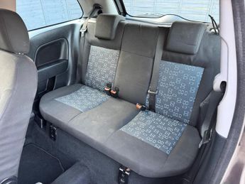 Ford Fiesta 1.25 LX 3dr