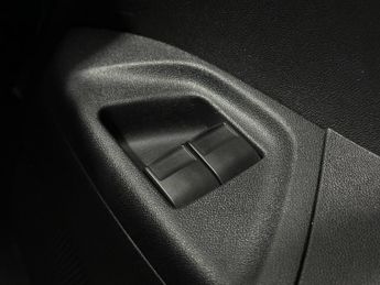 Peugeot 108 1.2 PureTech Allure Euro 6 5dr