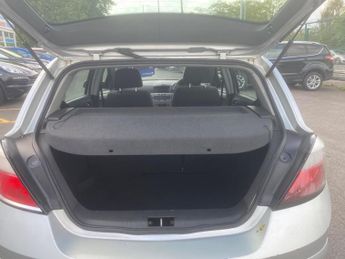 Vauxhall Astra 1.6i 16v SXi 5dr