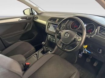 Volkswagen Tiguan 1.4 TSI SE Navigation SUV 5dr Petrol Manual Euro 6 (s/s) (125 ps