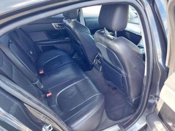 Jaguar XF 3.0d S V6 Premium Luxury Auto Euro 5 4dr
