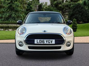 MINI Hatch 1.5 Cooper Auto Euro 6 (s/s) 3dr