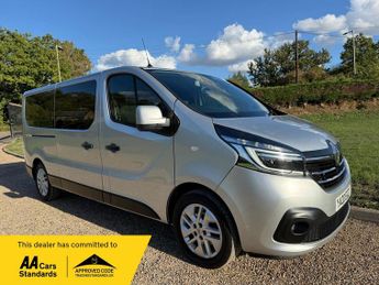 Renault Trafic 2.0 dCi ENERGY 30 Sport Nav LWB Euro 6 (s/s) 5dr (9 Seat)