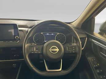 Nissan Qashqai 1.3 DIG-T MHEV Acenta Premium SUV 5dr Petrol Hybrid XTRON Euro 6