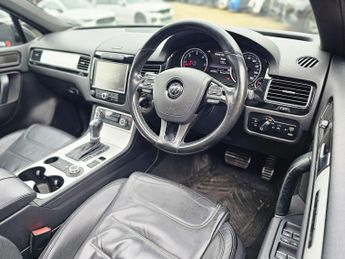 Volkswagen Touareg 3.0 TDI V6 BlueMotion Tech Altitude Tiptronic 4WD Euro 5 (s/s) 5