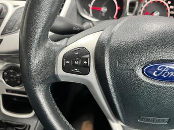 Ford Fiesta 1.6 TDCi ECOnetic DPF Zetec 5dr