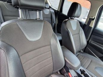 Ford Kuga 2.0 TDCi Titanium Powershift AWD Euro 5 5dr