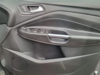 Ford Kuga 2.0 TDCi Titanium Powershift AWD Euro 5 5dr