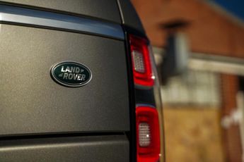 Land Rover Range Rover 4.4 SD V8 Autobiography Auto 4WD Euro 6 (s/s) 5dr