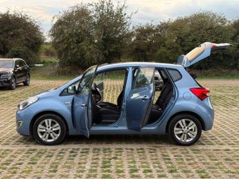 Hyundai ix20 1.6 Active Hatchback 5dr Petrol Auto Euro 5 (123 bhp)