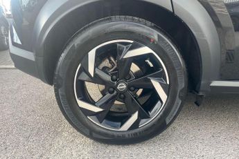 Nissan Juke 1.6 Hybrid N-Connecta 5dr Auto