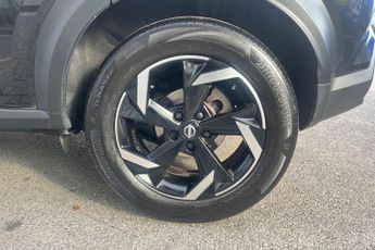 Nissan Juke 1.6 Hybrid N-Connecta 5dr Auto