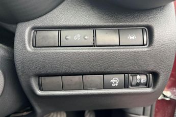 Nissan Juke 1.0 DiG-T 114 N-Connecta 5dr DCT