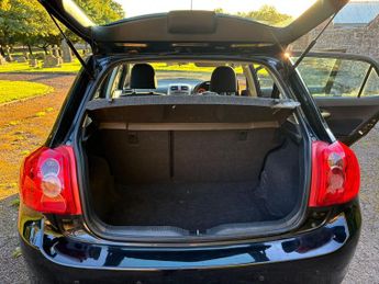 Toyota Auris 1.6 VVT-i TR 5dr