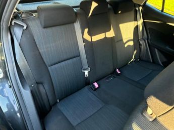 Toyota Auris 1.6 VVT-i TR 5dr