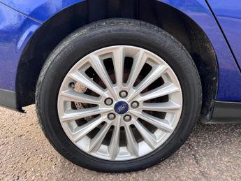 Ford Focus 1.0T EcoBoost Titanium X Euro 6 (s/s) 5dr