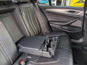 BMW 5 Series 3.0 530d M Sport Touring Auto xDrive Euro 6 (s/s) 5dr