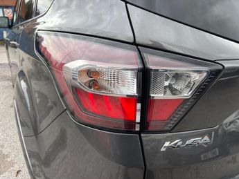 Ford Kuga 1.5T EcoBoost ST-Line Auto AWD Euro 6 (s/s) 5dr