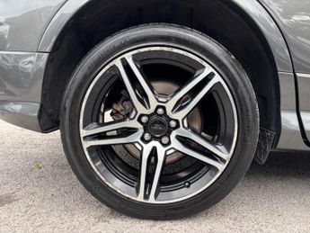 Ford Kuga 1.5T EcoBoost ST-Line Auto AWD Euro 6 (s/s) 5dr