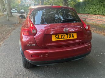 Nissan Juke 1.6 Acenta Premium Euro 5 (s/s) 5dr