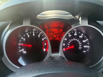 Nissan Juke 1.6 Acenta Premium Euro 5 (s/s) 5dr