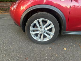 Nissan Juke 1.6 Acenta Premium Euro 5 (s/s) 5dr