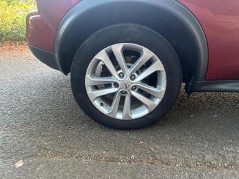 Nissan Juke 1.6 Acenta Premium Euro 5 (s/s) 5dr