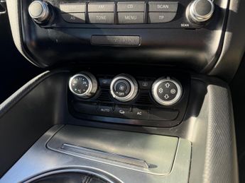 Audi TT 2.0 TFSI S line Euro 5 (s/s) 3dr