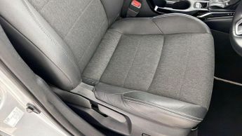 Toyota Corolla 1.8 VVT-h Design Touring Sports 5dr Petrol Hybrid CVT Euro 6 (s/