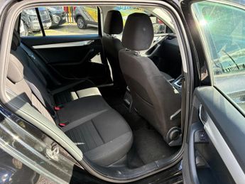 Skoda Octavia 1.5 TSI ACT SE Drive DSG Euro 6 (s/s) 5dr